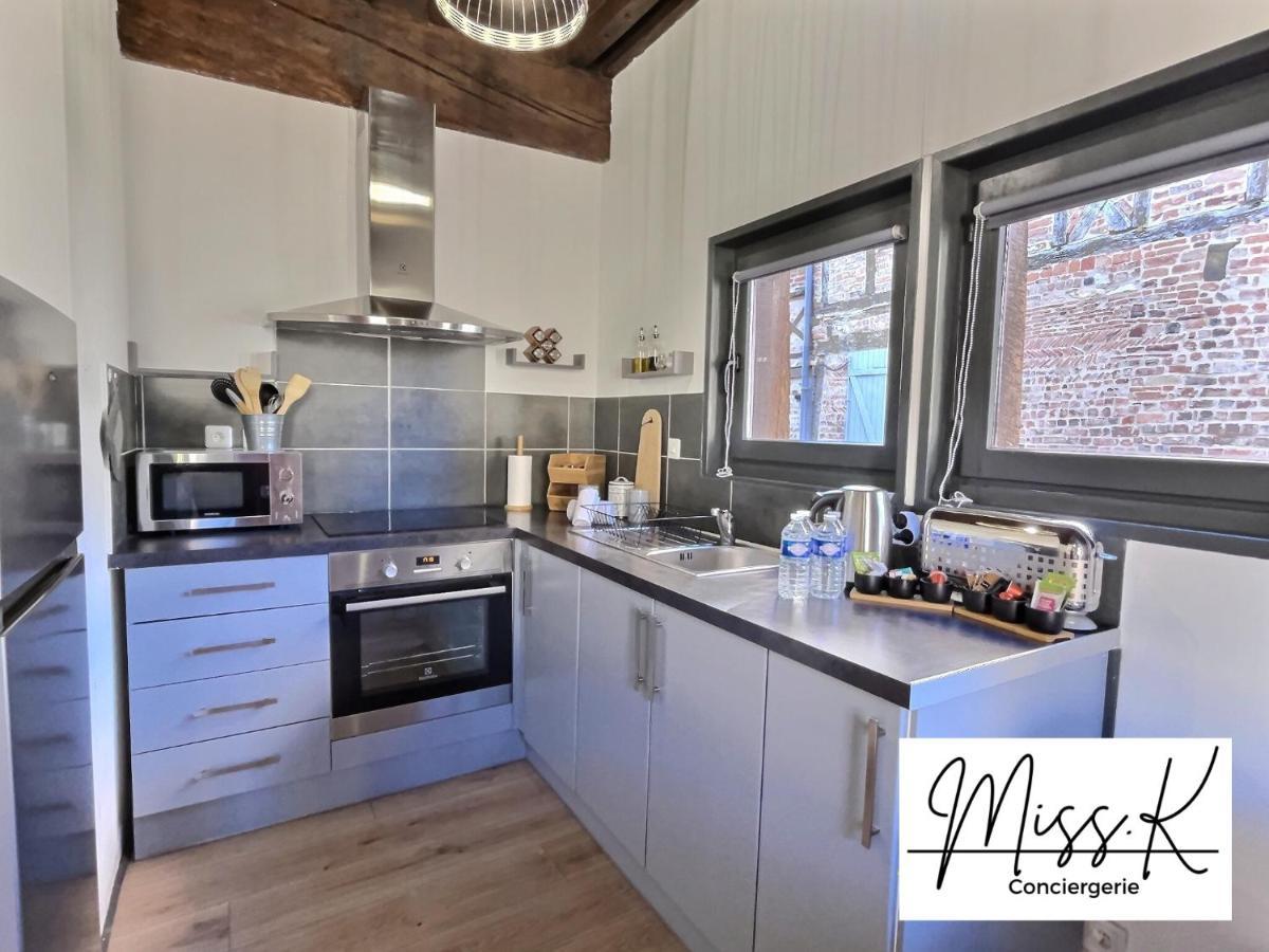 Appartement "La Fenetre Sur Le Marche" De Miss.K Conciergerie à Châtillon-sur-Chalaronne Extérieur photo