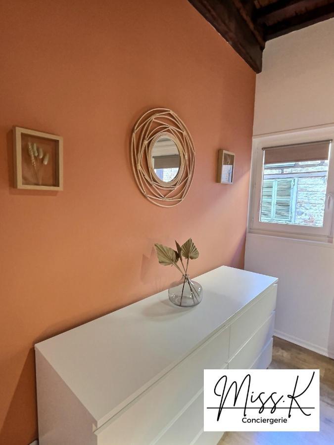 Appartement "La Fenetre Sur Le Marche" De Miss.K Conciergerie à Châtillon-sur-Chalaronne Extérieur photo